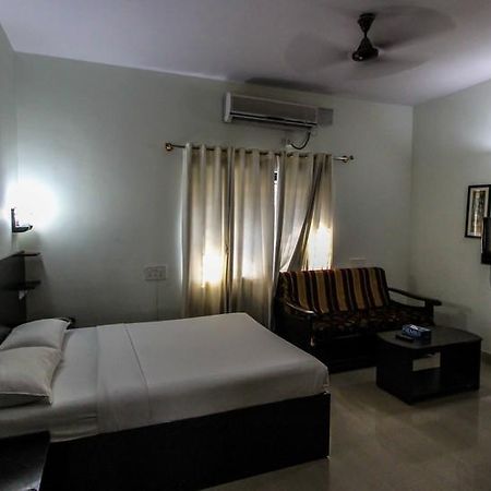 Готель Airport Residency Devanahalli Екстер'єр фото